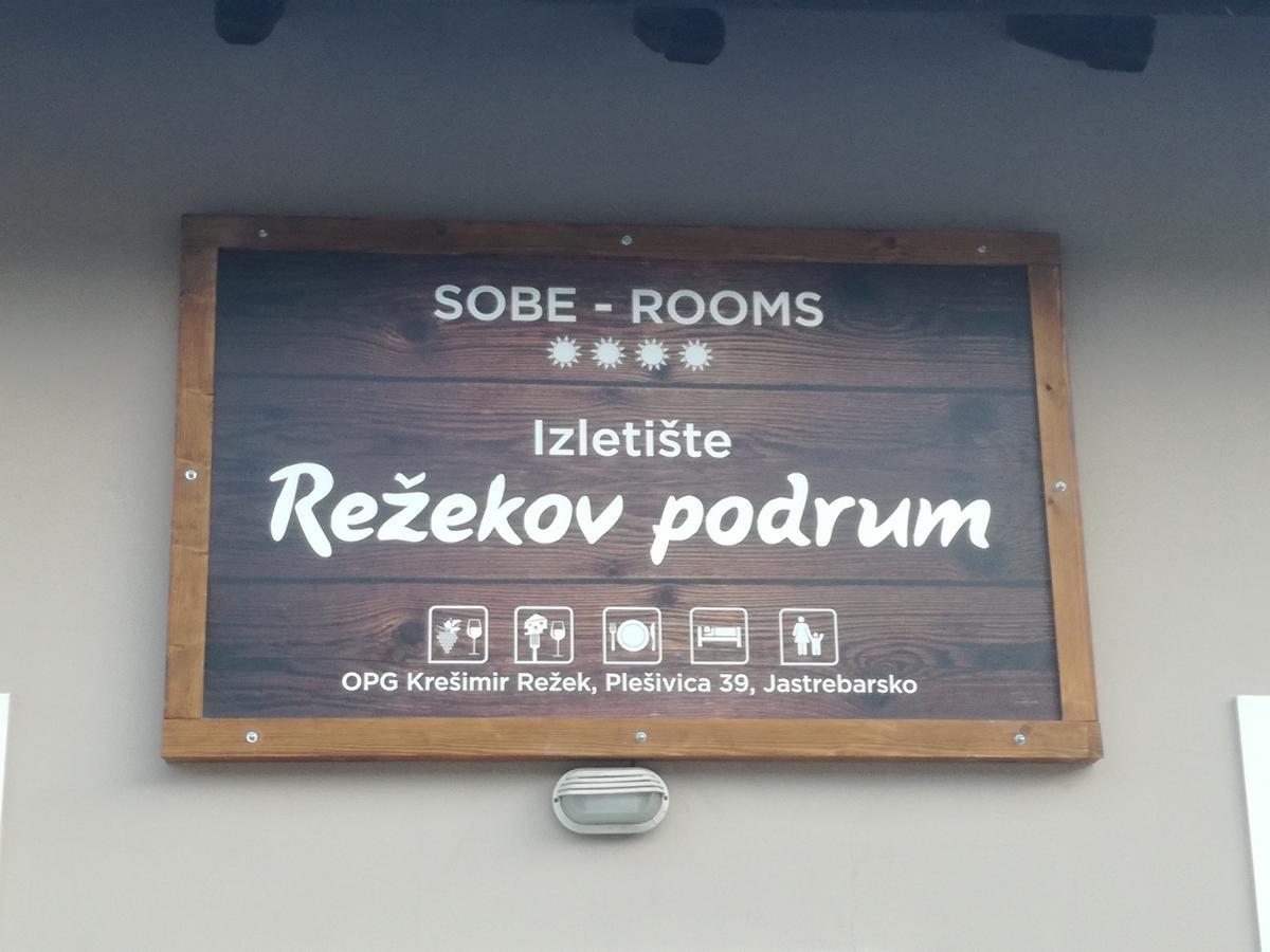 Guesthouse Rezekov Podrum Jastrebarsko Eksteriør bilde